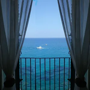 Calypso Apartment